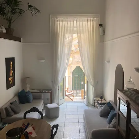 New! Bellissimo Palazzofranchi Pantheon Appartement